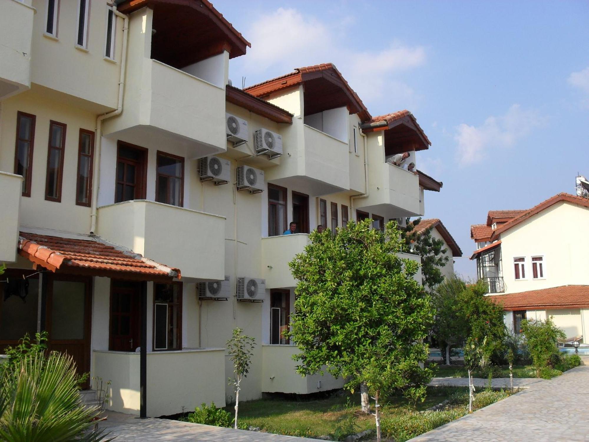 Villa Ozalp Apartments Дальян Экстерьер фото