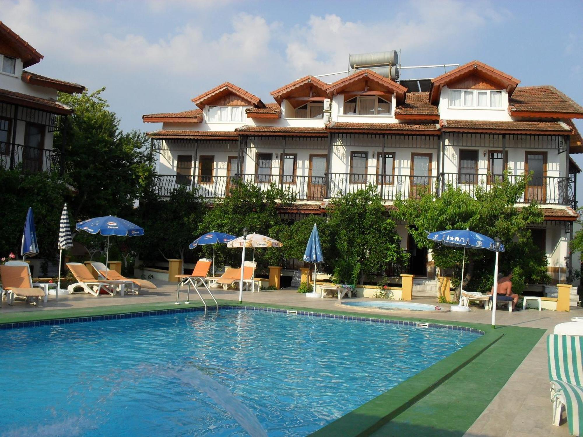 Villa Ozalp Apartments Дальян Экстерьер фото
